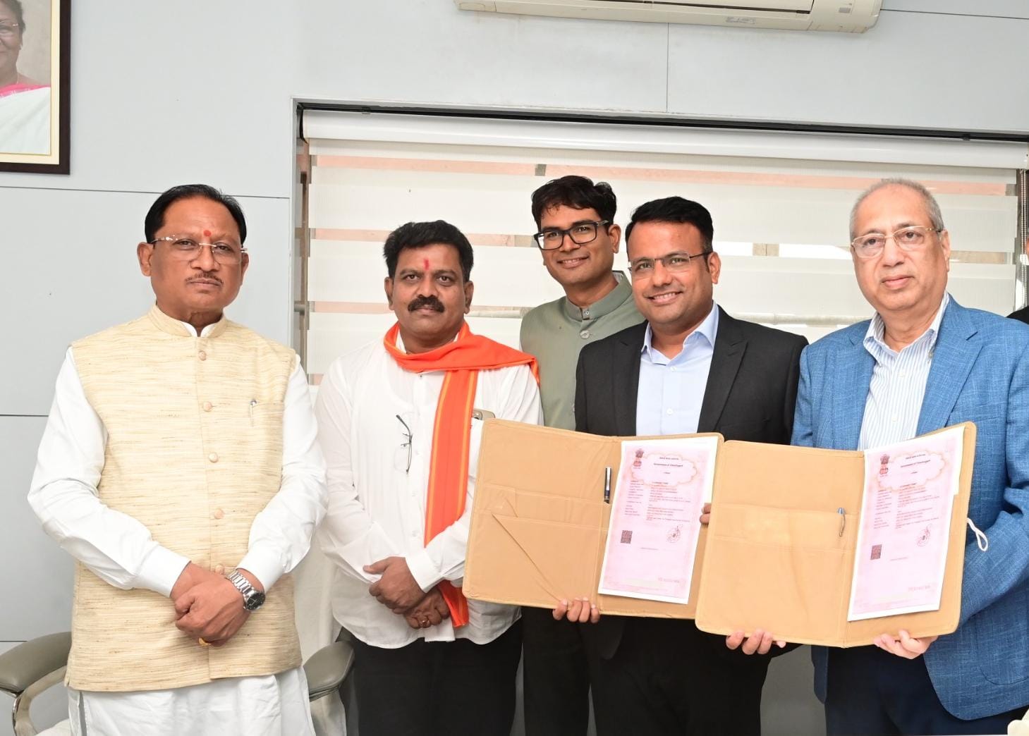 मुख्यमंत्री विष्णु देव साय की पहल से नवा रायपुर में खुलेगा प्रतिष्ठित NMIMS, उच्च शिक्षा के क्षेत्र में छत्तीसगढ़ लगाएगा नई छलांग मुख्यमंत्री विष्णु देव साय की पहल से नवा रायपुर में खुलेगा प्रतिष्ठित NMIMS, उच्च शिक्षा के क्षेत्र में छत्तीसगढ़ लगाएगा नई छलांग