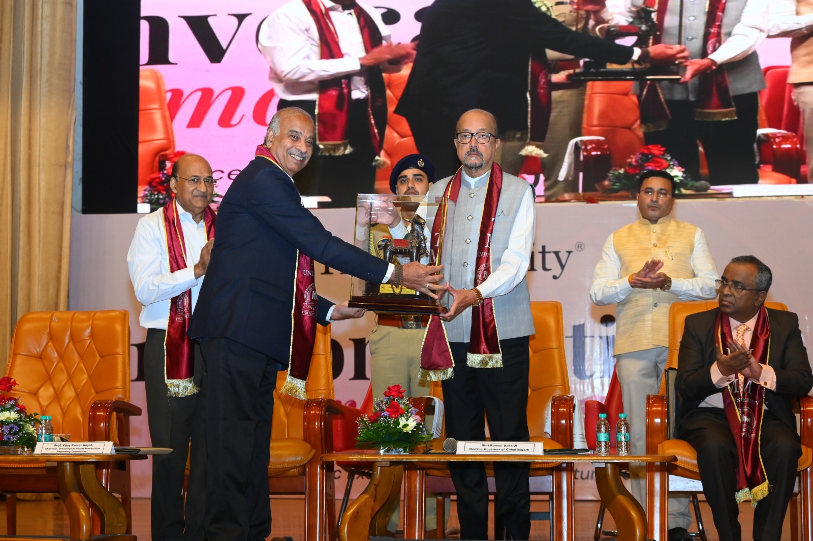आईटीएम विश्वविद्यालय के 11वें दीक्षांत समारोह में नवाचार, उद्यमिता और आत्मनिर्भर भारत के निर्माण पर राज्यपाल ने दिया जोर